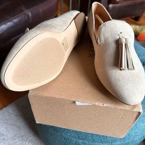 JCrew- Tassel Smoking Loafer - Light Beige